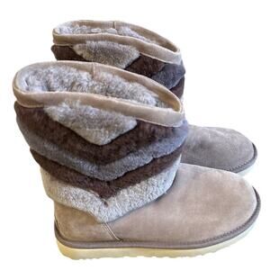 UGG Sunburst Multi-Tone Layered Sheepskin Stripe Cuff Boot Taupe Grey Size 9 NEW